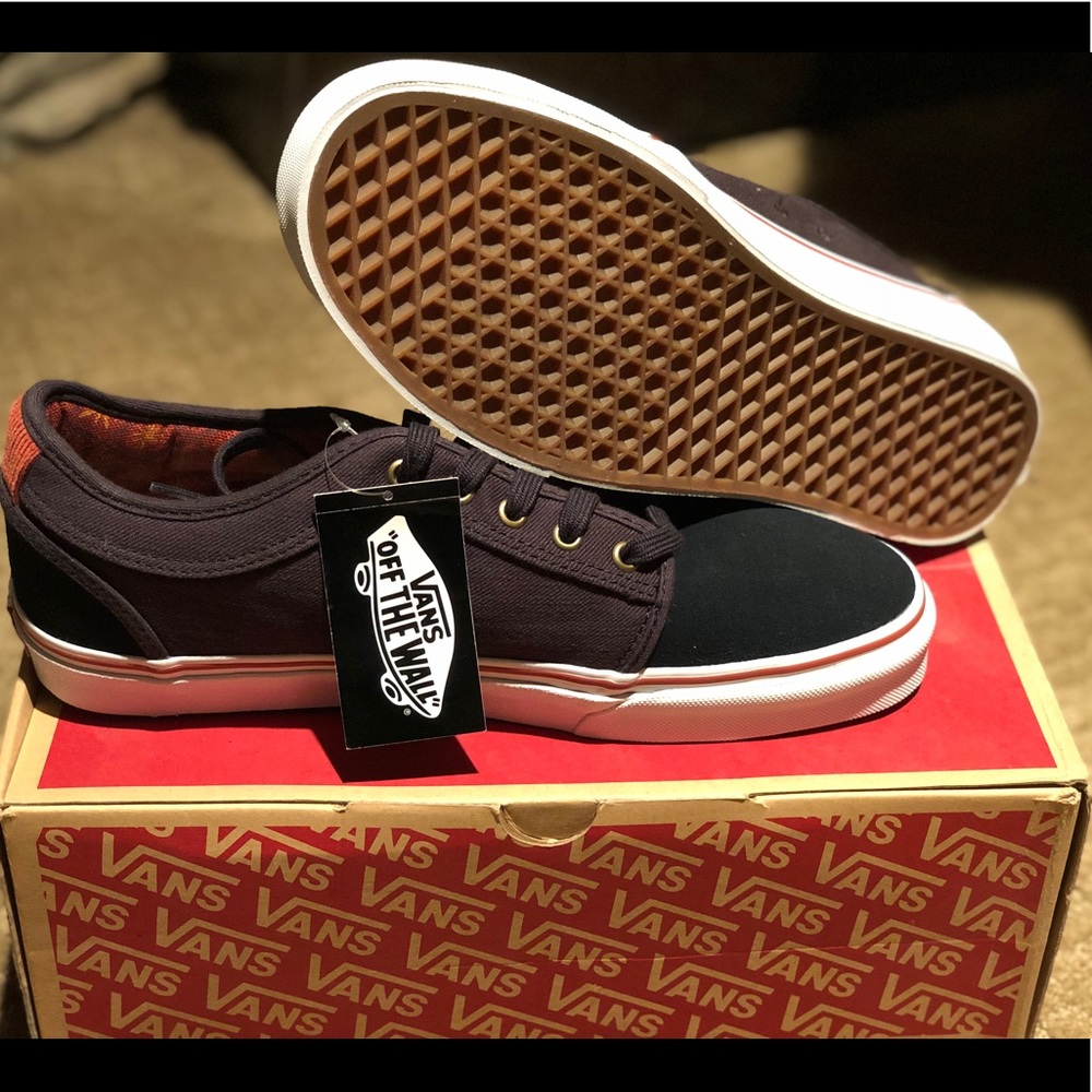 BNWT Men’s vans Chukka low 11